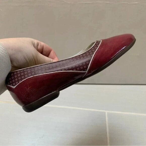 John Fluevog Blind Faiths Low Jo Flats Wine 6 - Picture 10 of 12